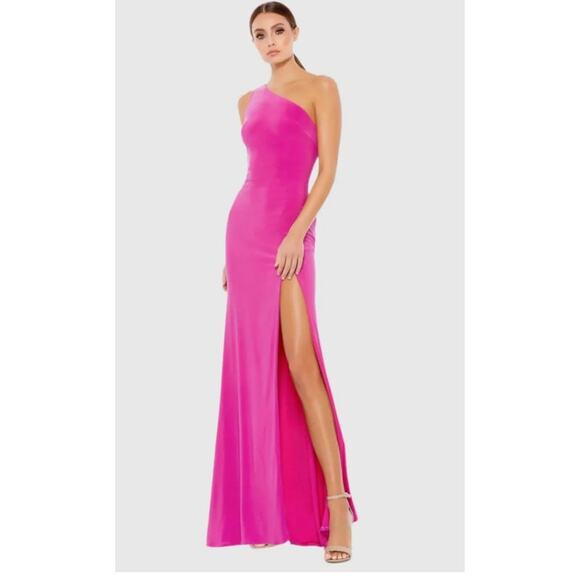 Mac Duggal Dresses & Skirts - Mac Duggal NEW Size 2 Candy Pink Jersey One Shoulder Draped Back Gown NWT 26512